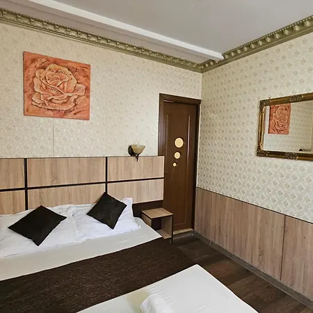 Flamingo 3* Pitesti